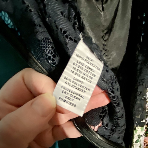 Teri Jon by Rickie Freeman Black 3D Lace Cap Sleeve Floral Print Midi Dr… - Picture 14 of 16